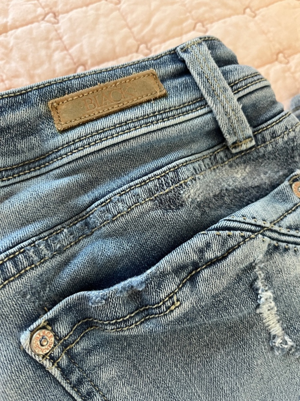 Buckle Women's Light Wash Skinny Jeans
